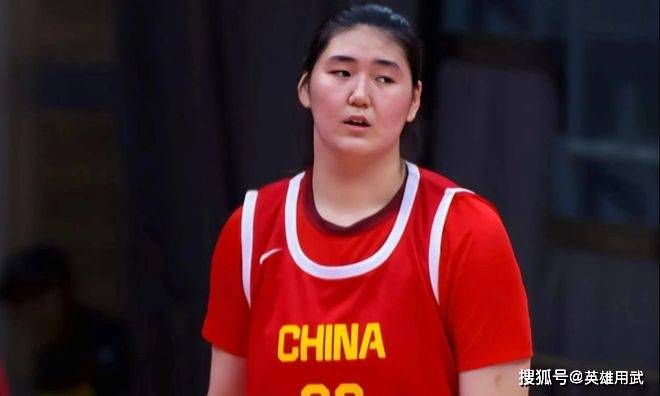 宫鲁鸣带领中国女篮再战亚洲杯，新星崛起与老将担当