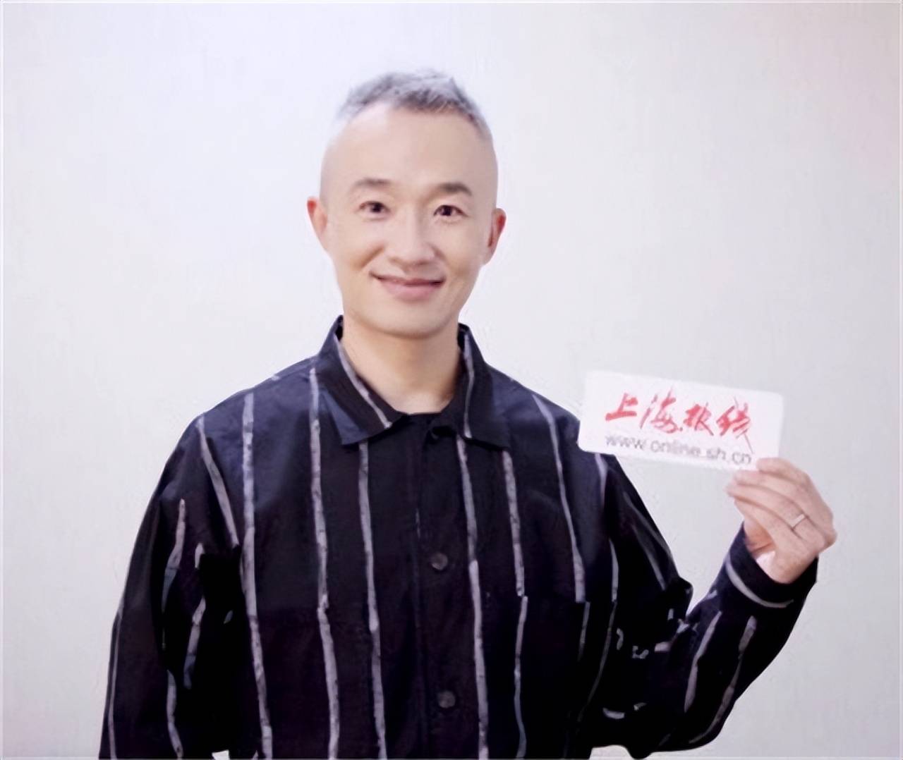 "上海一哥"程雷,身患肝炎娶小18岁娇妻主持,今夫妻俩退居幕后