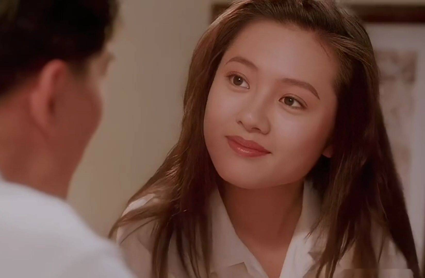 昔日香港"风月片女王"李丽珍:美貌超越舒淇,52岁欲重返荧屏