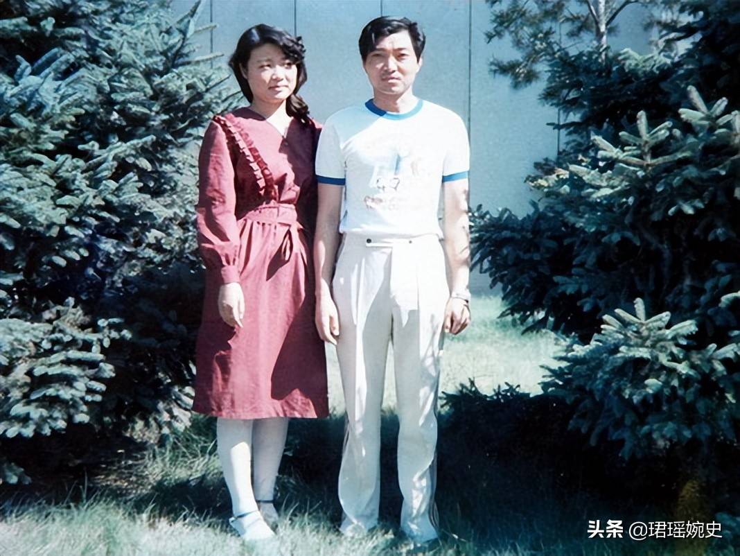 中国首金许海峰晚年:60多岁住单位房,视力差,尽显老态