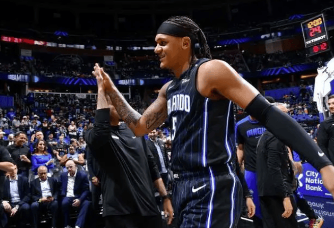 一夜3大消息5年25亿和2年15亿签约达成NBA杯分组公布