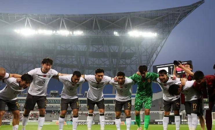 2-0！韩国2连胜登顶东亚杯，国足今晚背水一战抗日