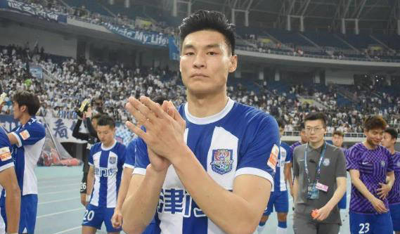 成都蓉城主力中卫李小一转会陕西长安竞技，期待与亚冠MVP的精彩搭档