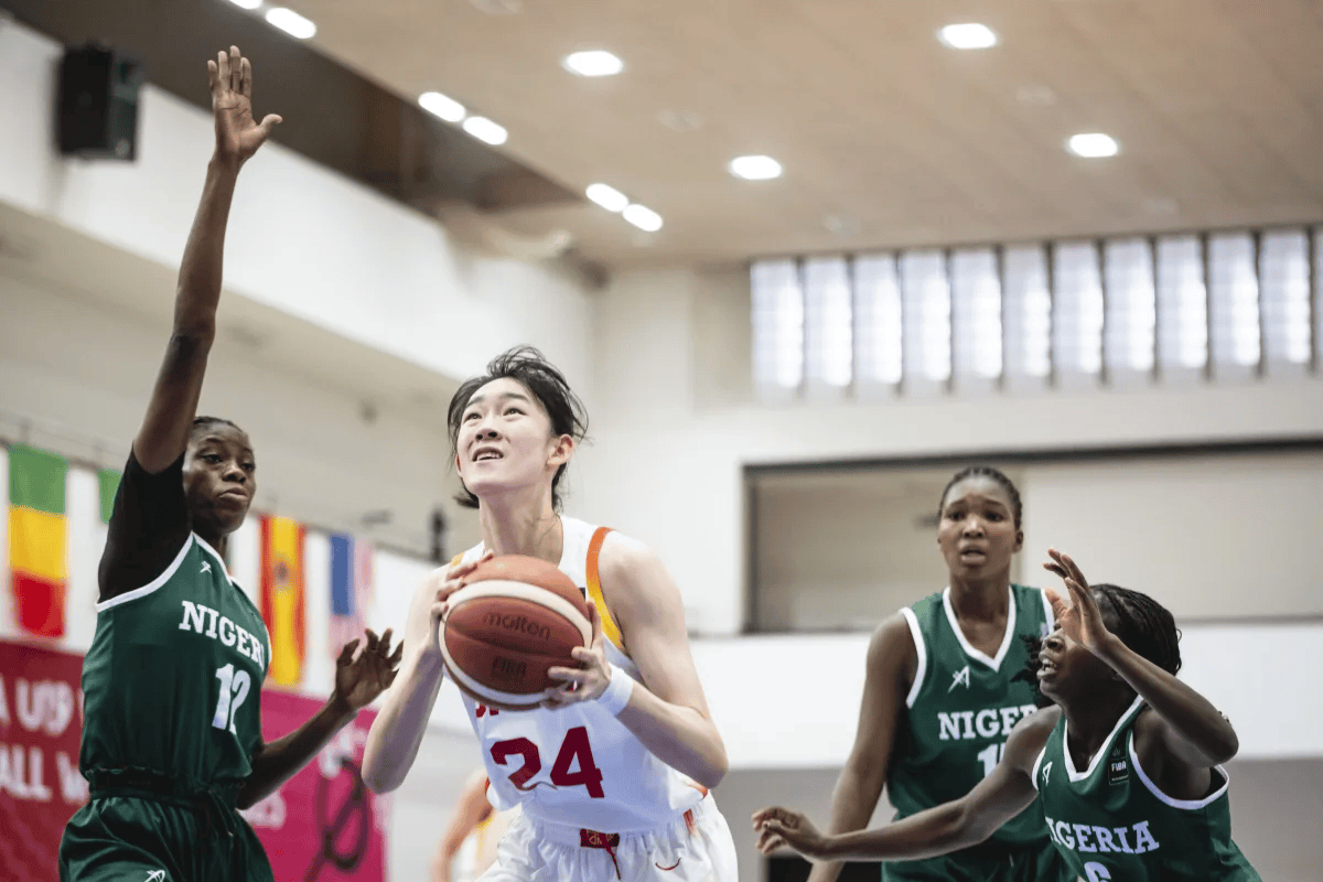 18岁新星梁雅琦闪耀U19女篮世界杯，未来可期