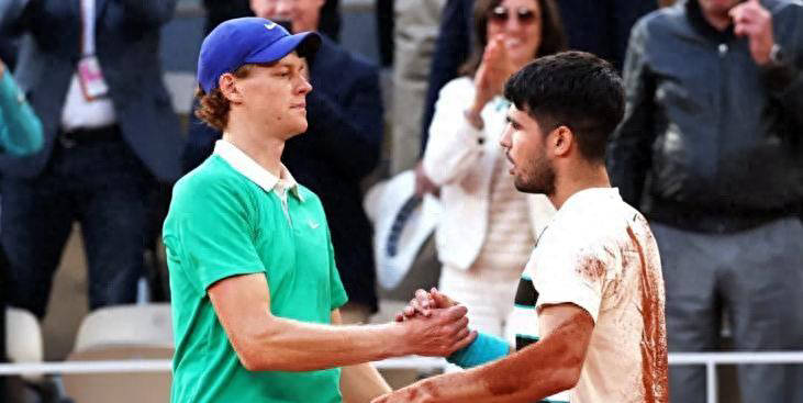 SI和AKA：谁在技术战斗中更好？