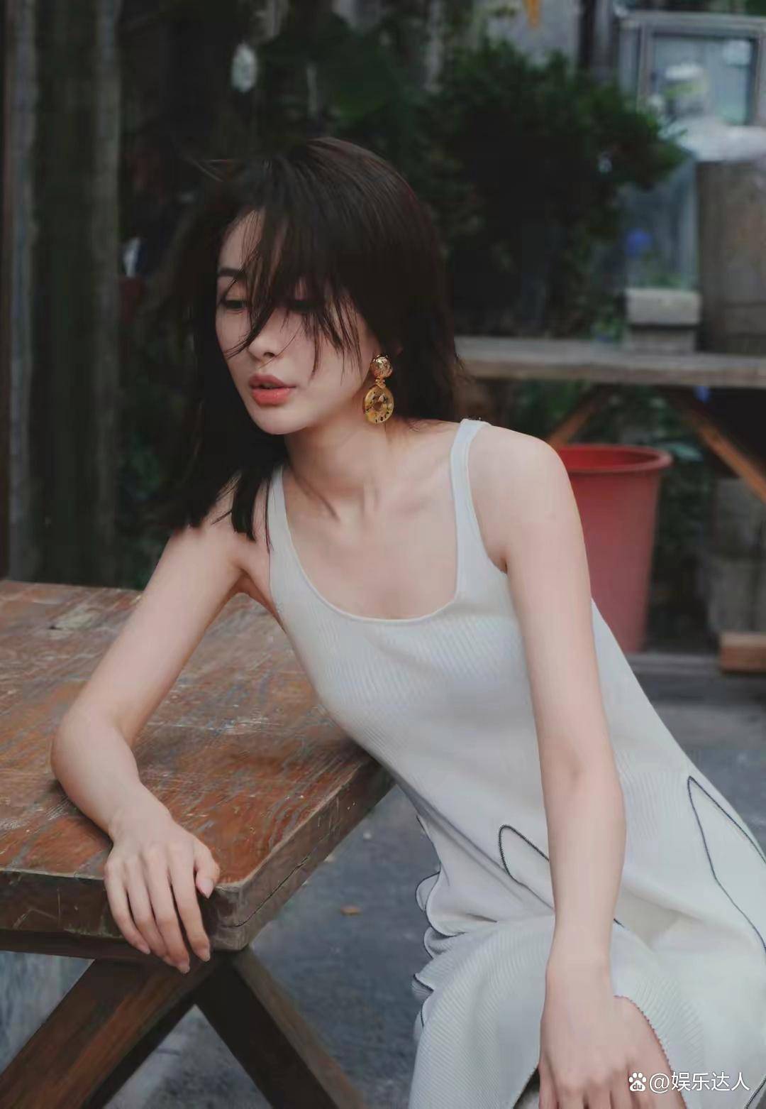 黑龙江女神迟宁宁气质美女的演艺奋斗史