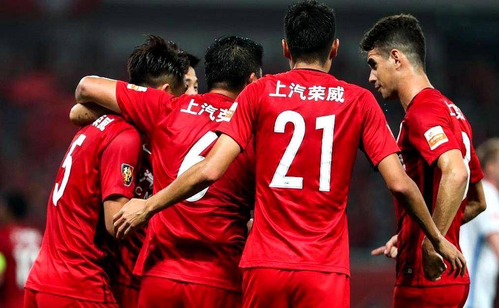 莱昂纳多中超表现低迷，高价外援适配性引发热议