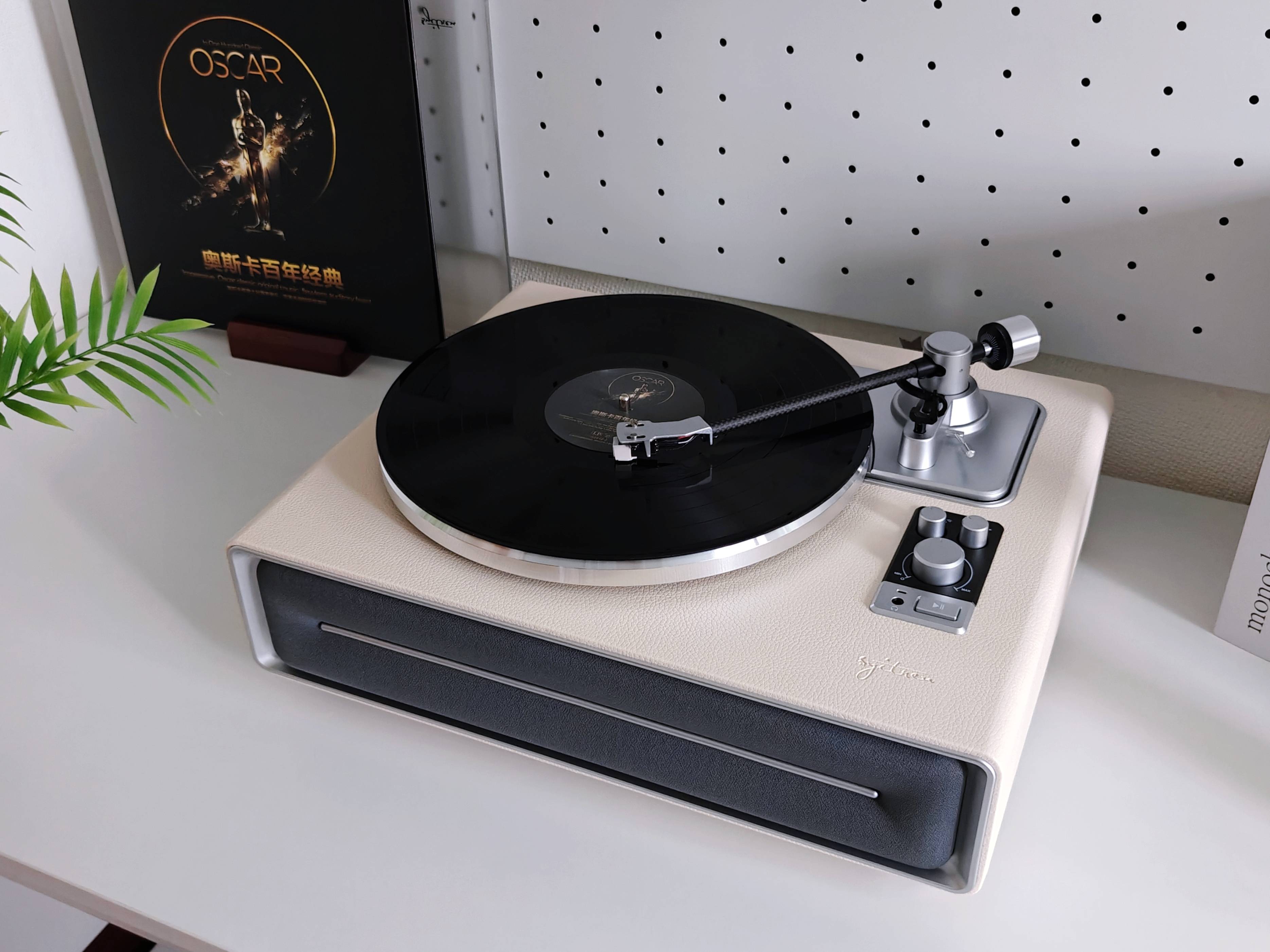 现代美学邂逅复古时光,被音乐治愈的慢生活