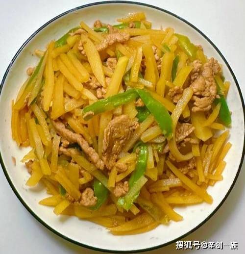 在阳光下，吃8盘味道良好，但可以去除水分并喂脾脏和胃。如果您遇到它，请