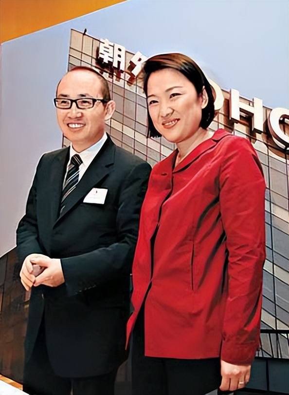 张欣:入美籍后给美国捐款6亿,每年从中国捞走16亿,现在如何了