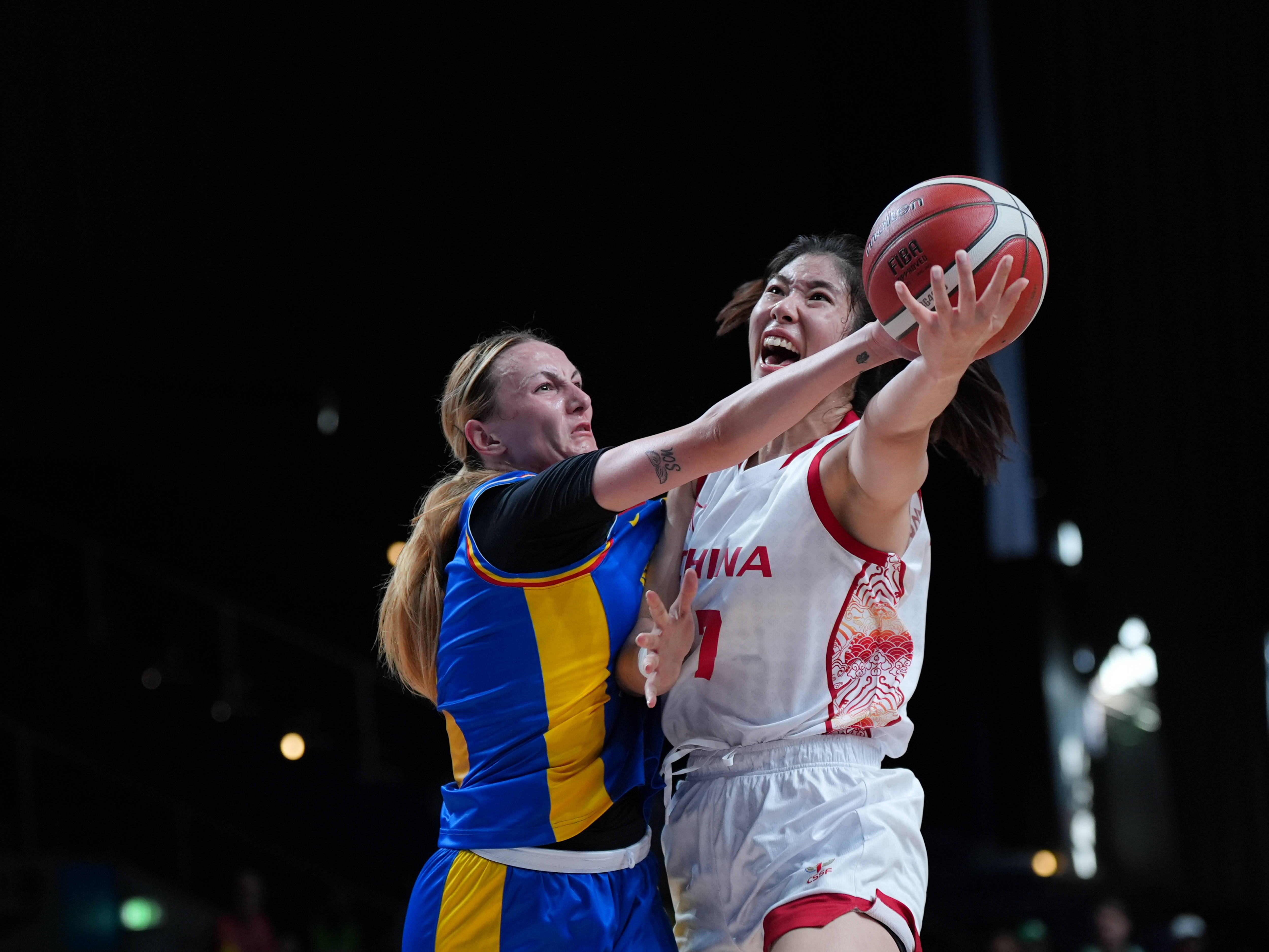 大运会|女篮小组赛中国队两连胜出线