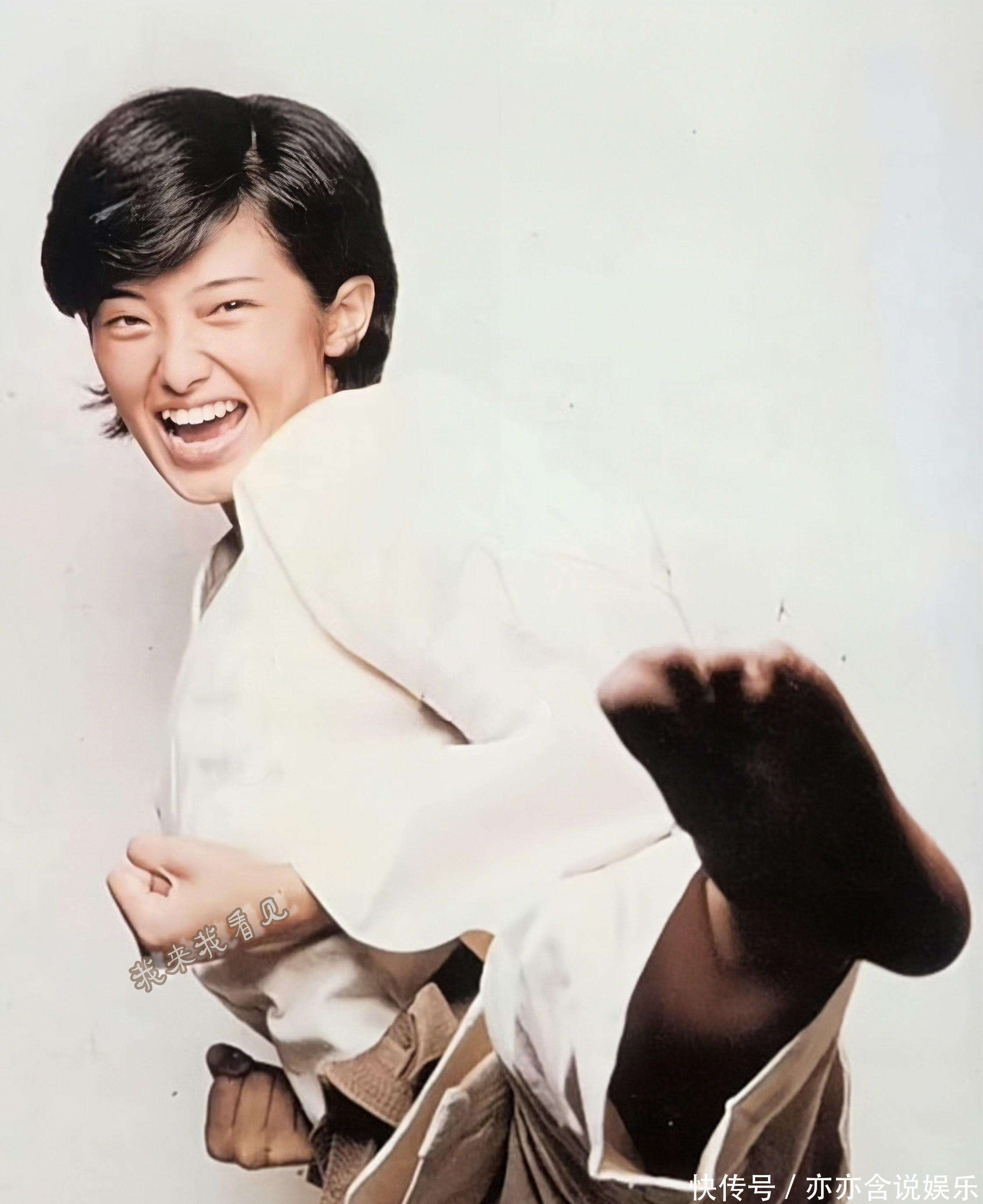 原创穿白衣的山口百惠不是你以为的那样10张图片有一半都没见过