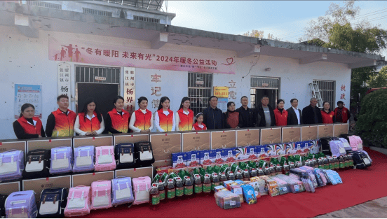 6947ab99e52a4fa7a3e06d55910e75ad