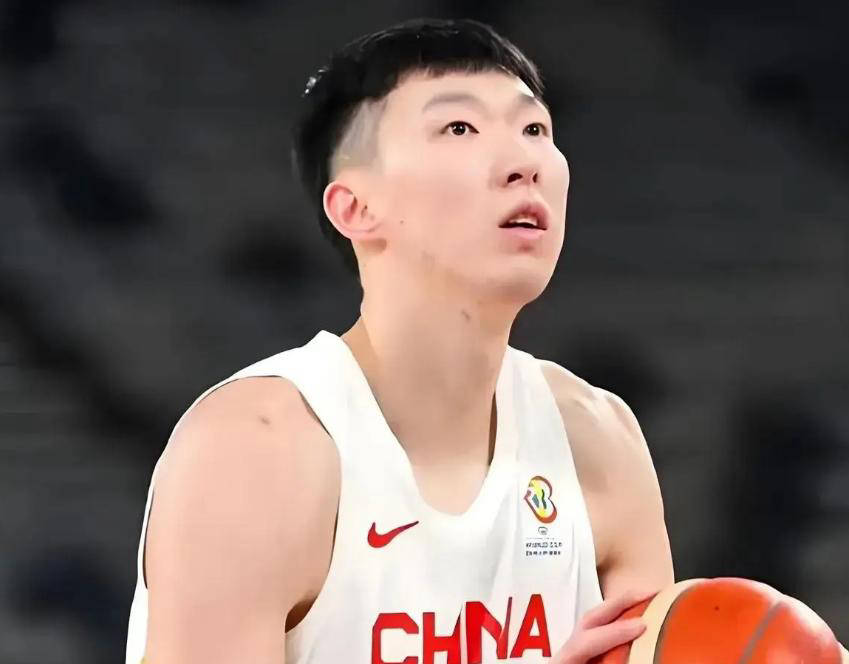 周琦回國后安排曝光！將與許利民會面并解說男籃對陣韓國比賽