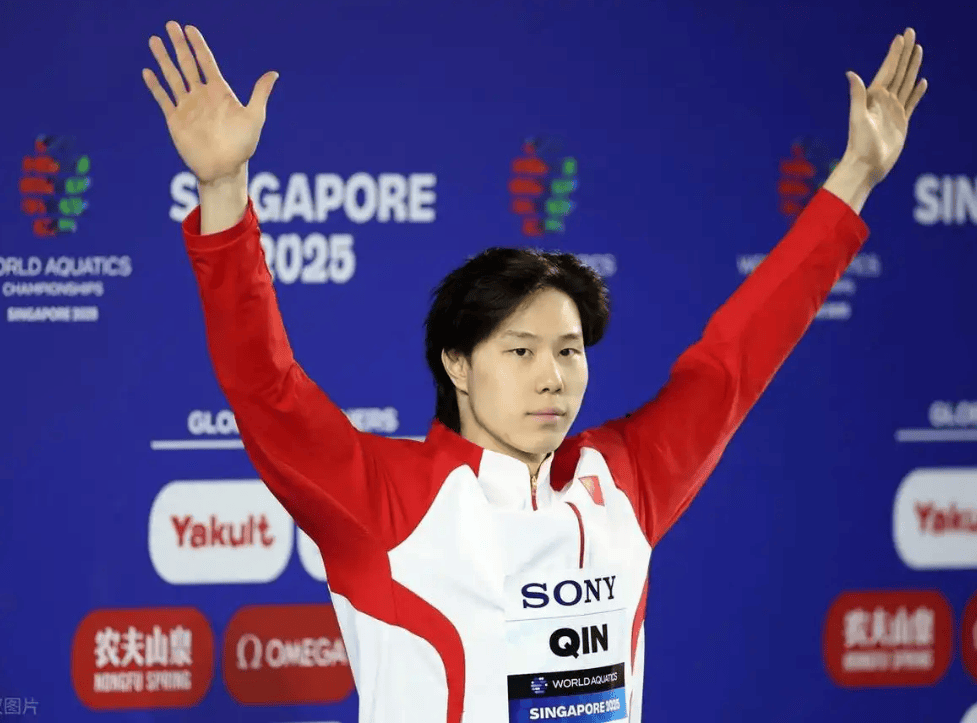 李梦回归众望所归？恩里克玩不转大巴黎，覃海洋实现边道奇迹
