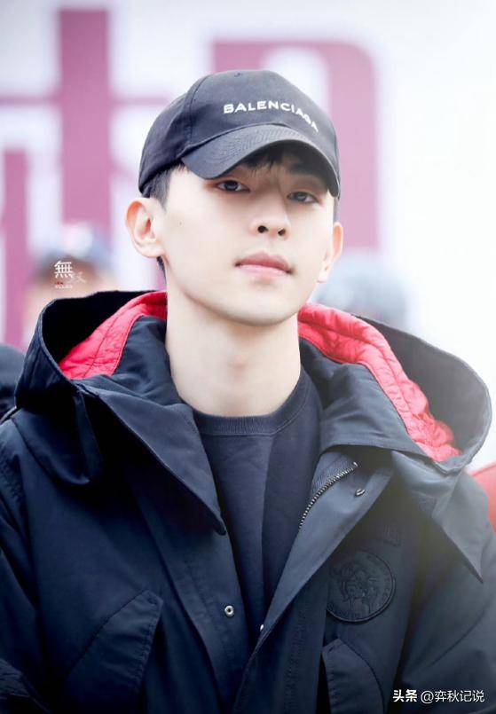 同样被封杀,把赵薇,邓伦和翟天临的现状对比,差距一下就出来了