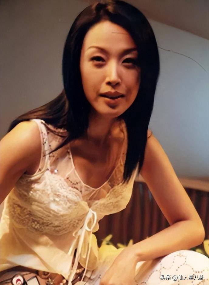 原创著名歌手孙悦当红为爱隐退嫁富豪生儿子现在近况如何