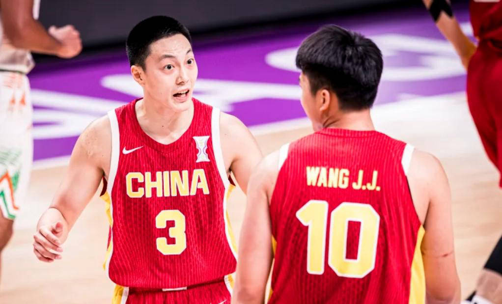 胡明轩新称号引关注，上海广东争夺萨林杰，辽宁外援威尔斯签约长沙勇胜