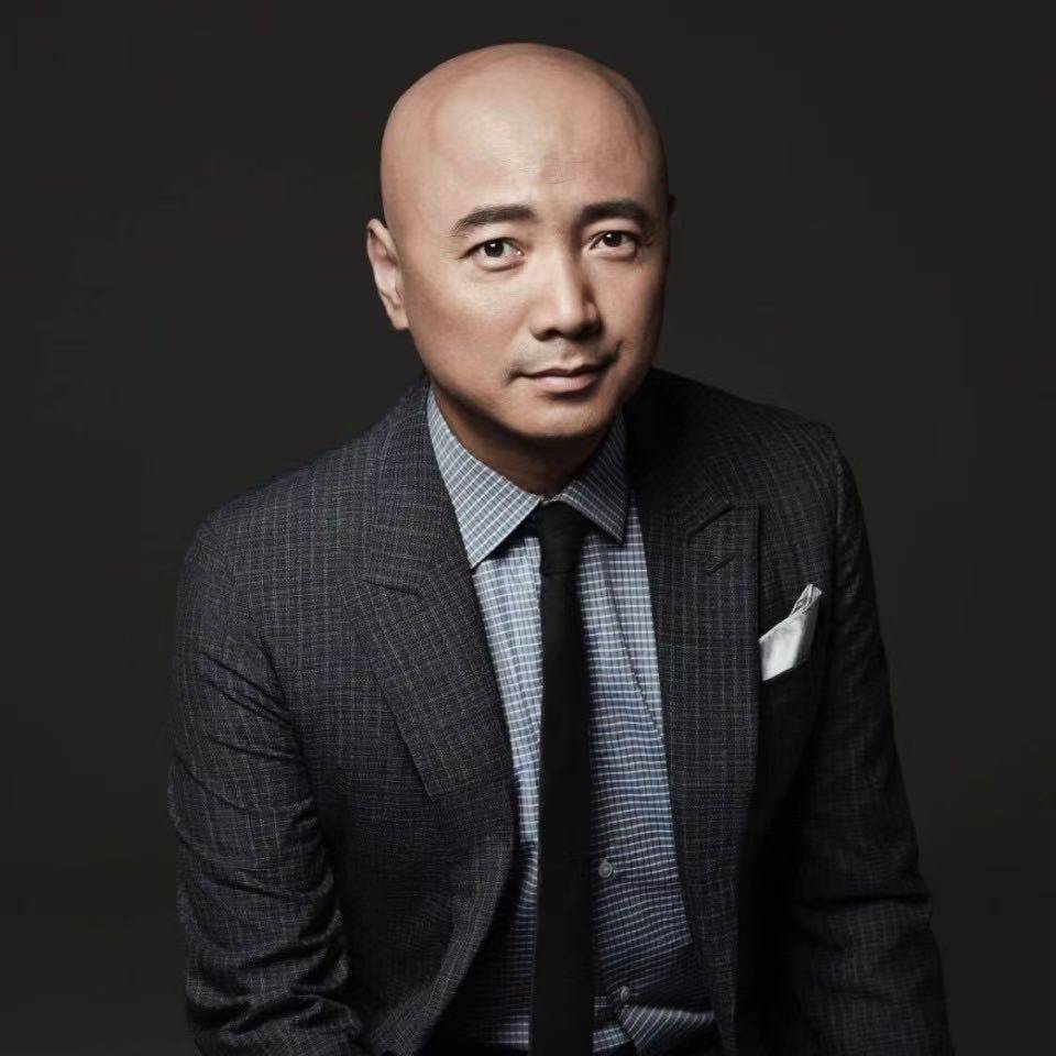 徐峥被曝不正当行为!引发广泛讨论,陶虹反应值得大家深思!