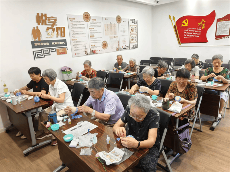 杭州西溪街道多元活动点亮银龄生活 打造幸福养老新图景(图1) 杭州西溪街道多元活动点亮银龄生活 打造幸福养老新图景(图1)