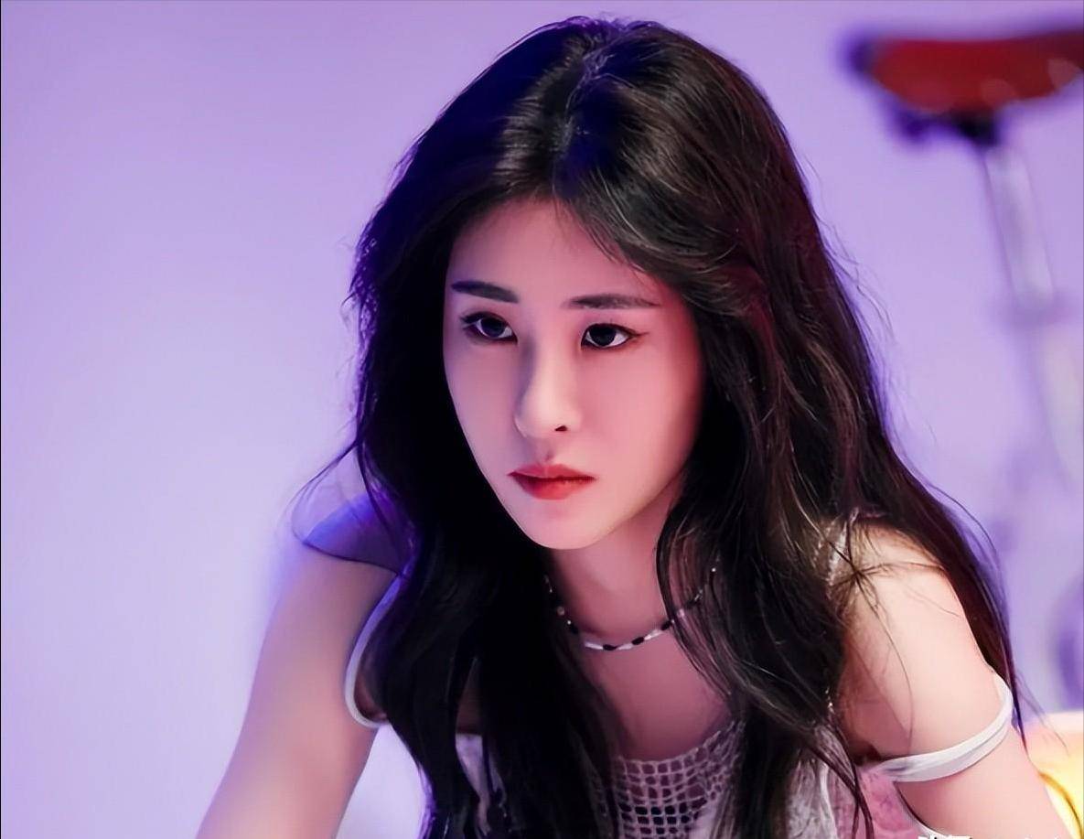 孩子已经4岁了,华晨宇和张碧晨的人生状况,有何不同?