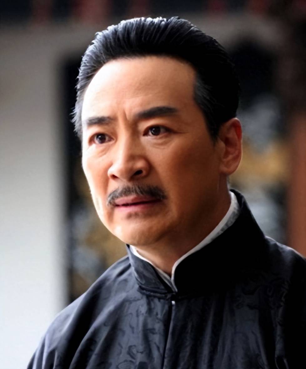 演员寇振海:我这辈子正确的决定,就是三婚娶了小22岁的妻子