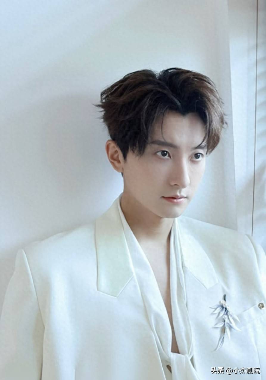 牛骏峰童星出道,是一位非常低调优秀男演员