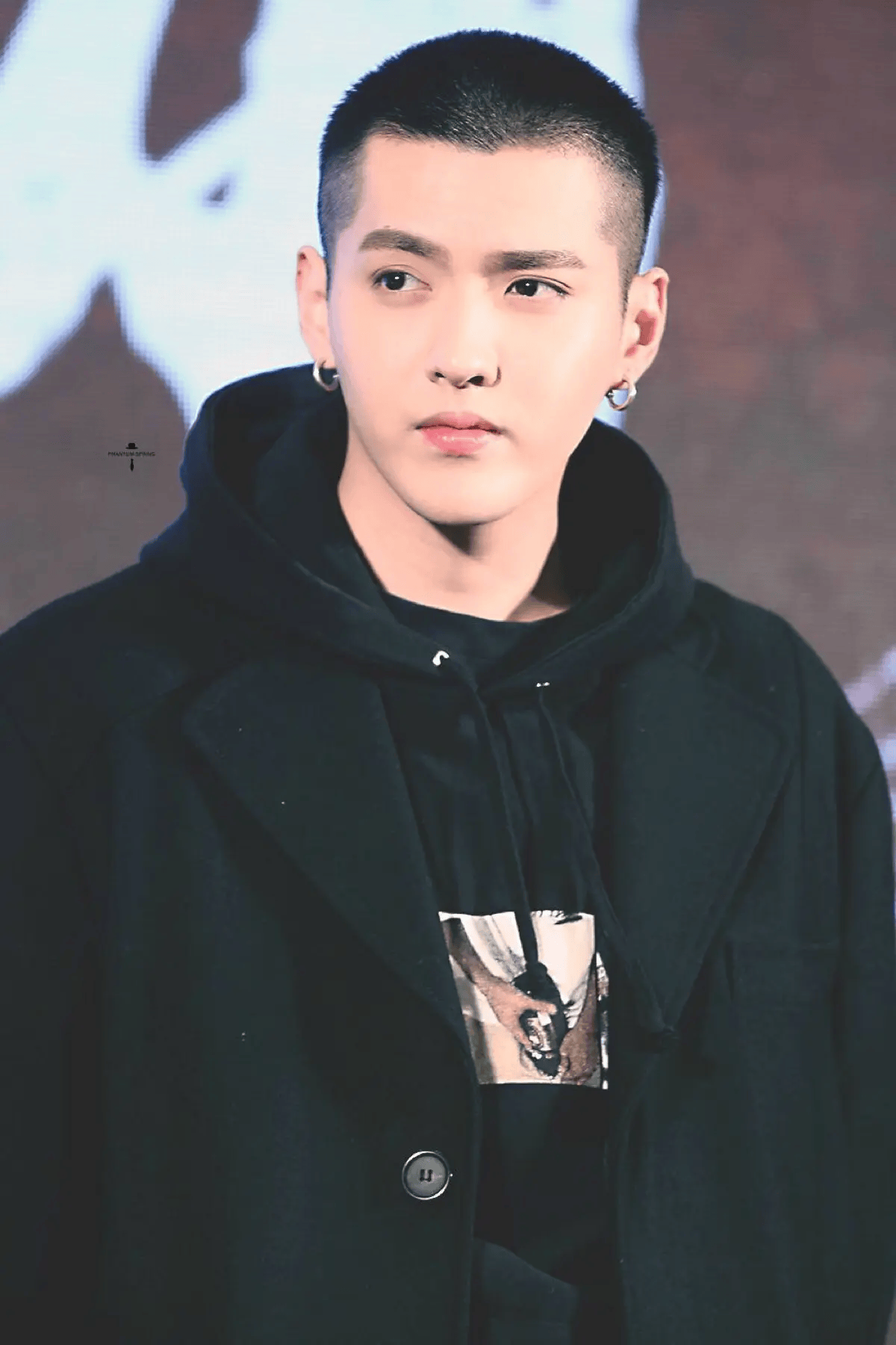 吴亦凡监狱近况曝光:身染重病,夜夜痛哭!网友:这下彻底完了!