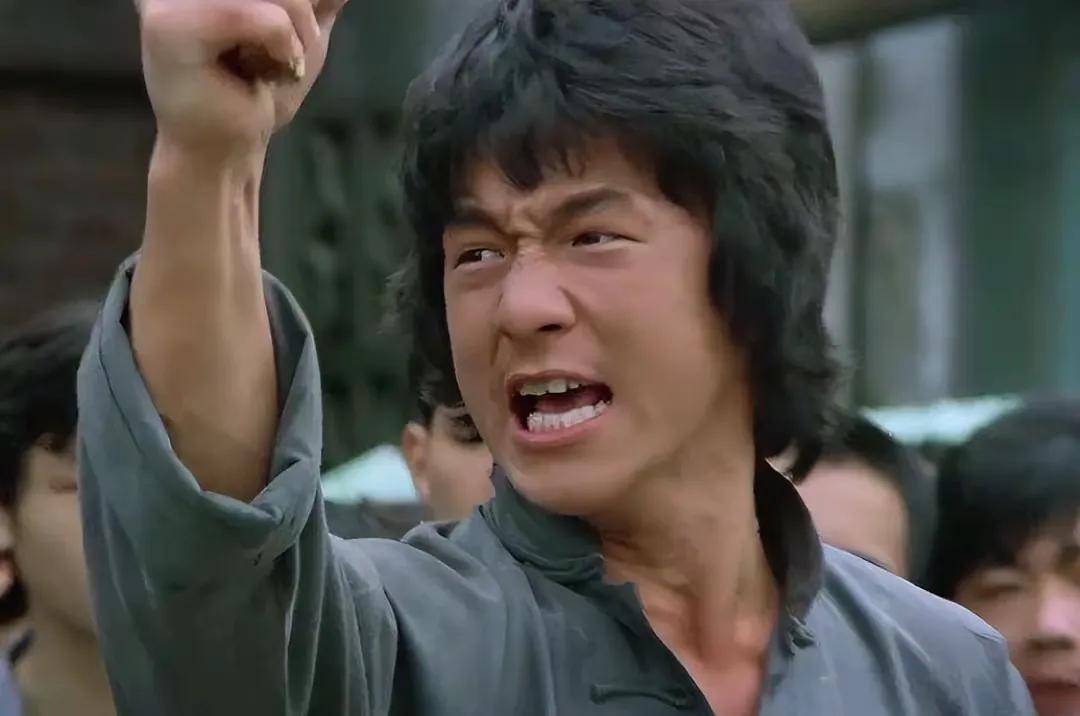 成龙70岁生日这天,江湖地位,人情世故,在他身上体现得淋漓尽致