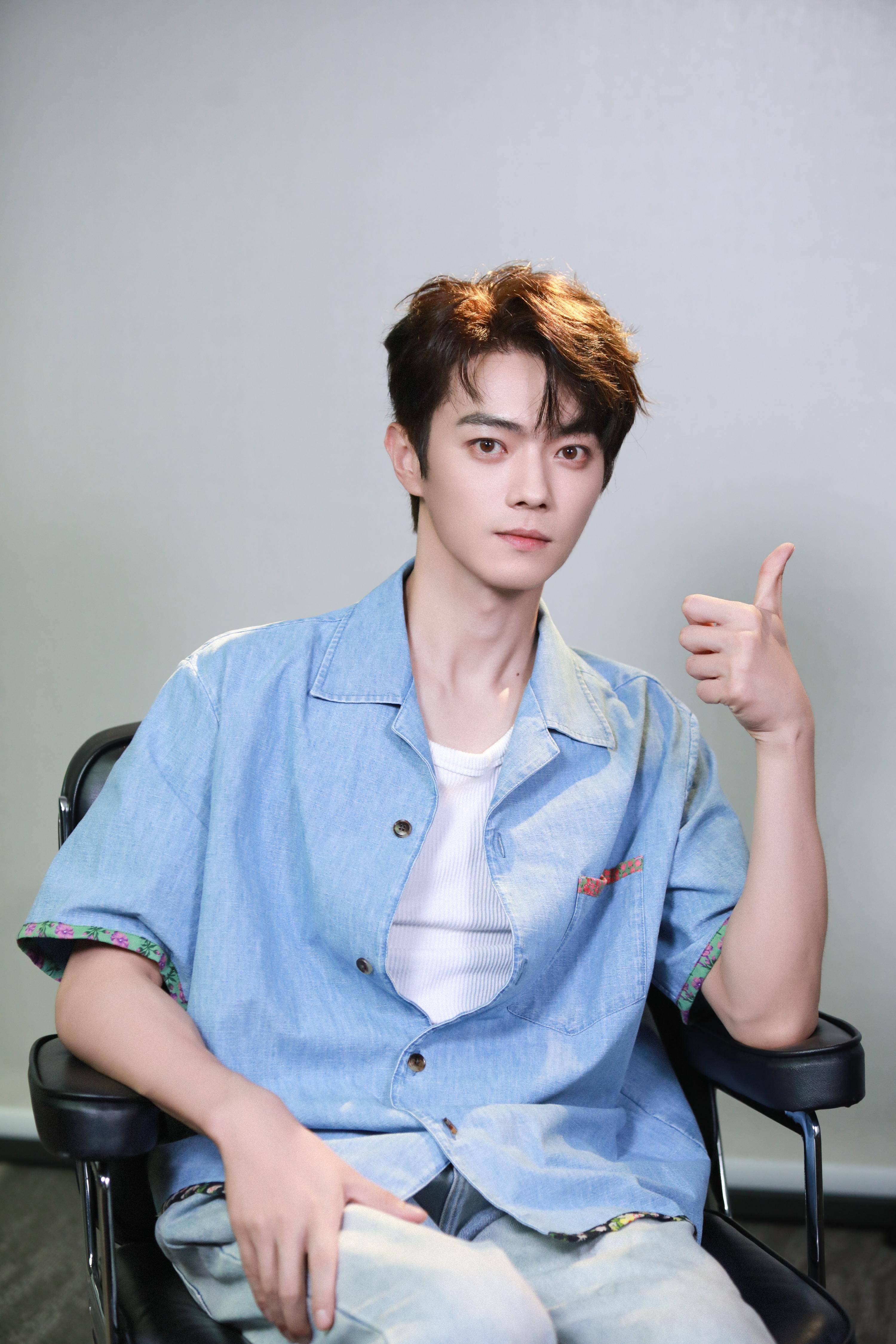 许凯在线邀约田曦薇密室逃脱,透露会考虑出演高干文