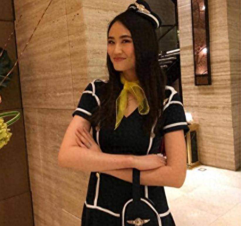 她直言厌恶中国，回国捞金上节目全程飙英文，却被吴京狠狠打脸