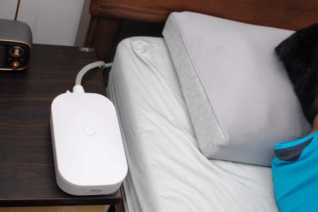 云触智能舒鼾枕M1:打鼾星人的“睡眠救星”来了!