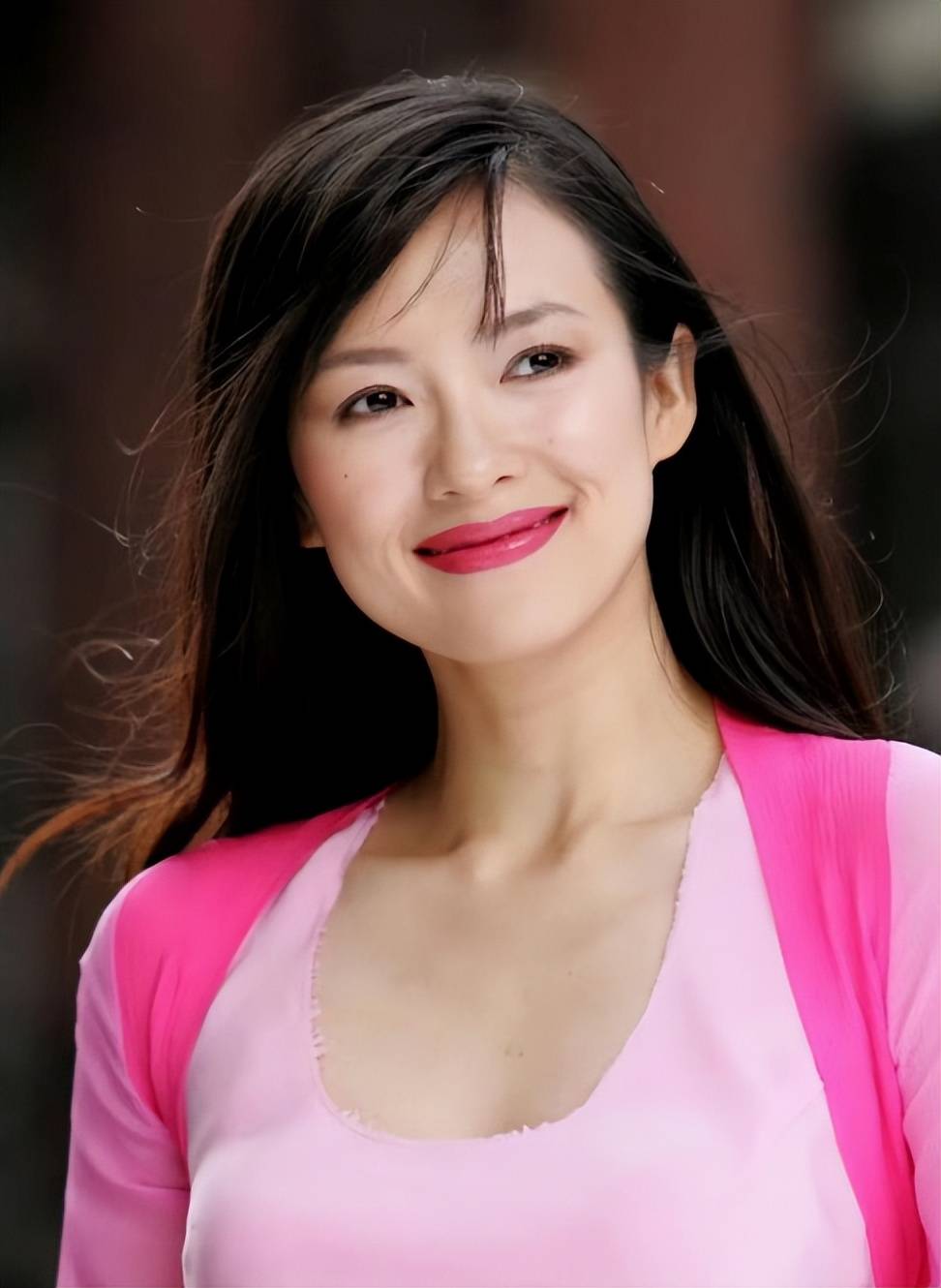 17岁时的章子怡撩人心弦吗?这样的玉女,你娶到做梦都会笑醒