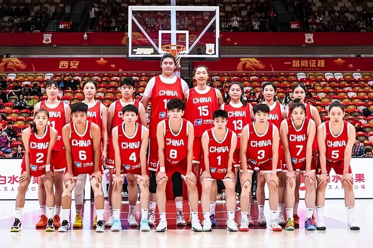 中国女篮90-81逆转尤文图特，热身赛暴露多问题