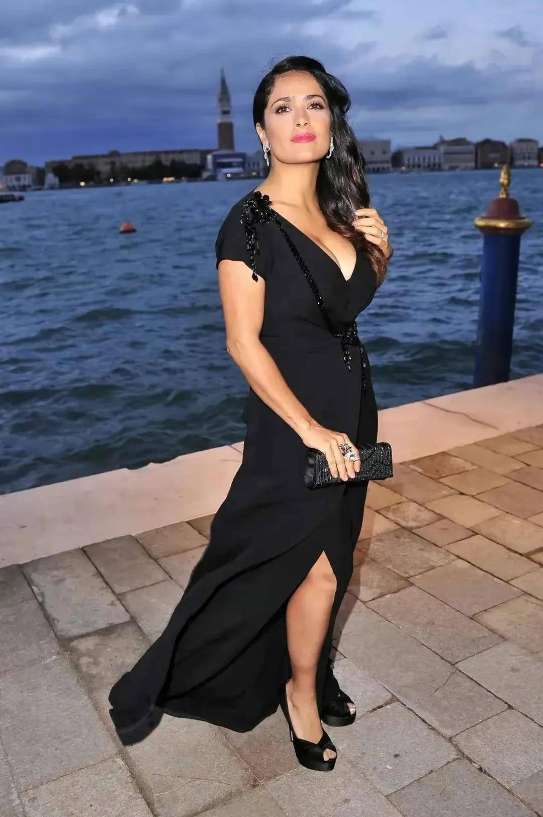 萨尔玛·海耶克:好莱坞最野性尤物,她的人生比电影还精彩!