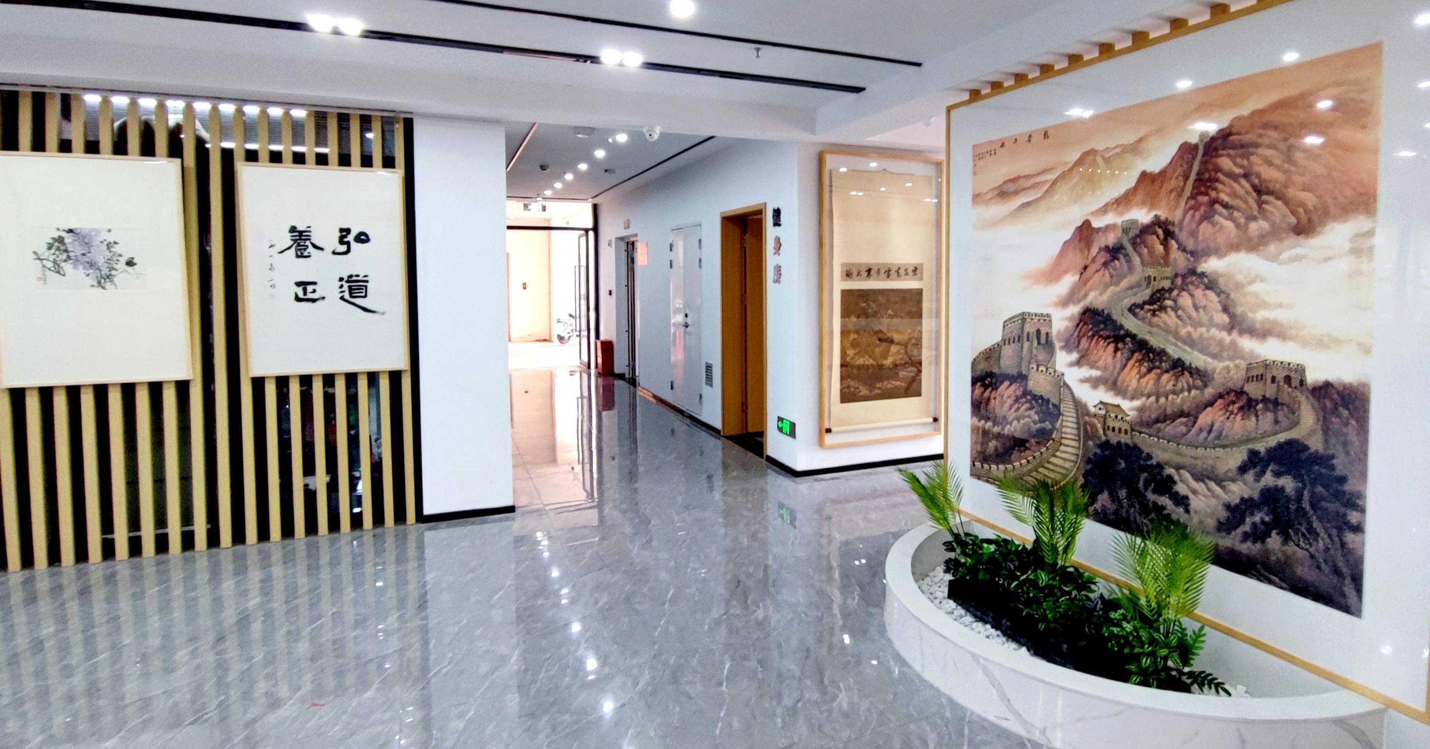 ֲکʱາīд¡ ׽조ӱȫ黭Ʒչڽճ¡Ļ