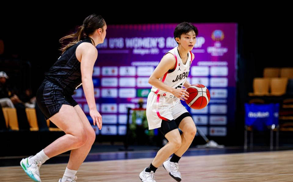 2025年U16女篮亚洲杯：日本队险胜新西兰，中国队迎战叙利亚