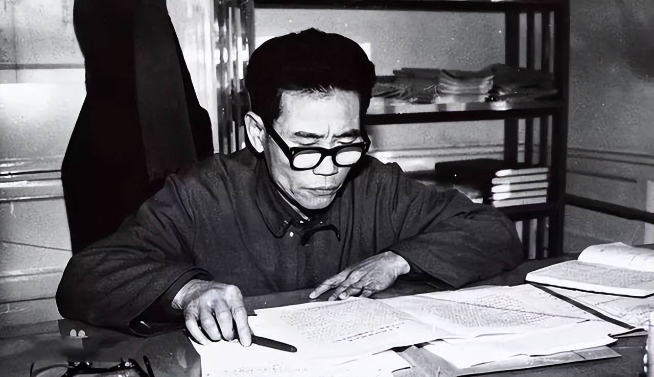 1958年,她嫁大10岁彭士禄,陪他隐姓埋名6年,相濡以沫50年