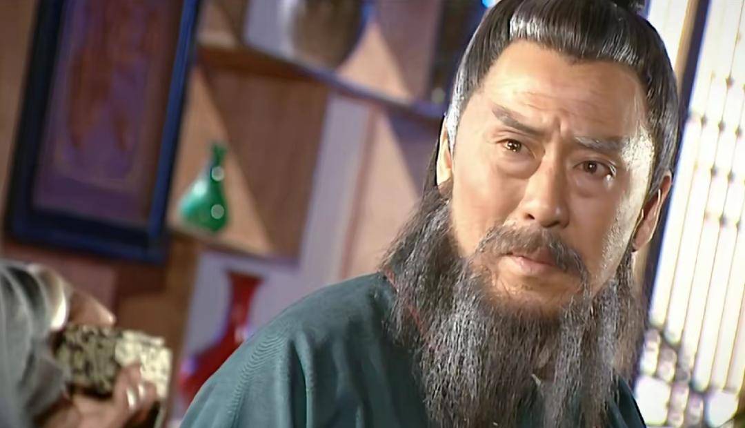 李四为什么喊卓老七的老婆大嫂?