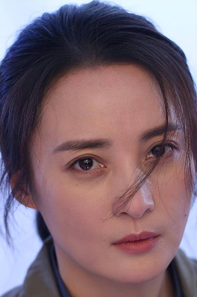 蒋勤勤曾被称"第三者",一生爱过两个男人,最后嫁给陈建斌