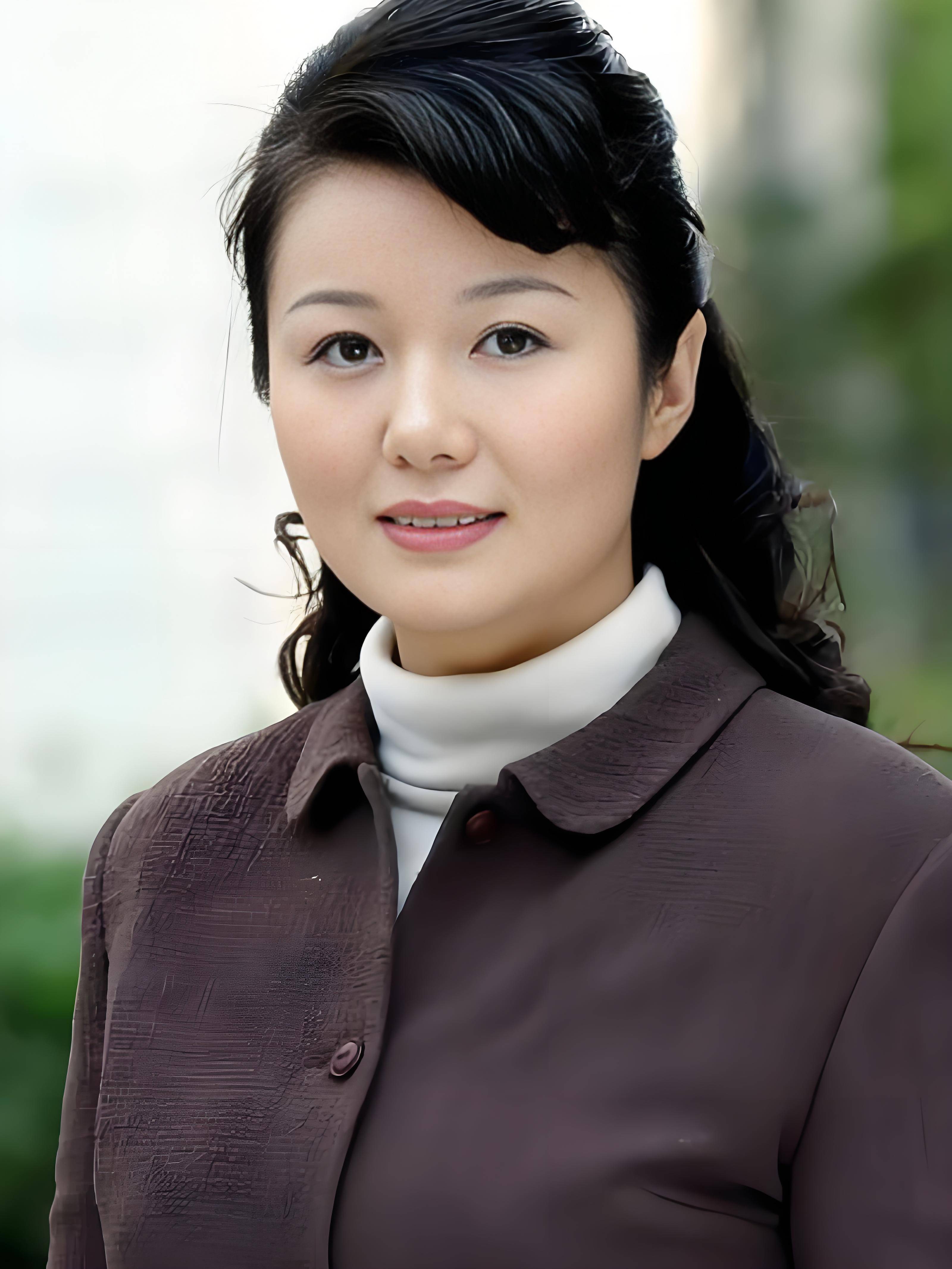 老戏骨赵君,对前妻郑卫莉一见钟情,离婚23年后两人差距很明显