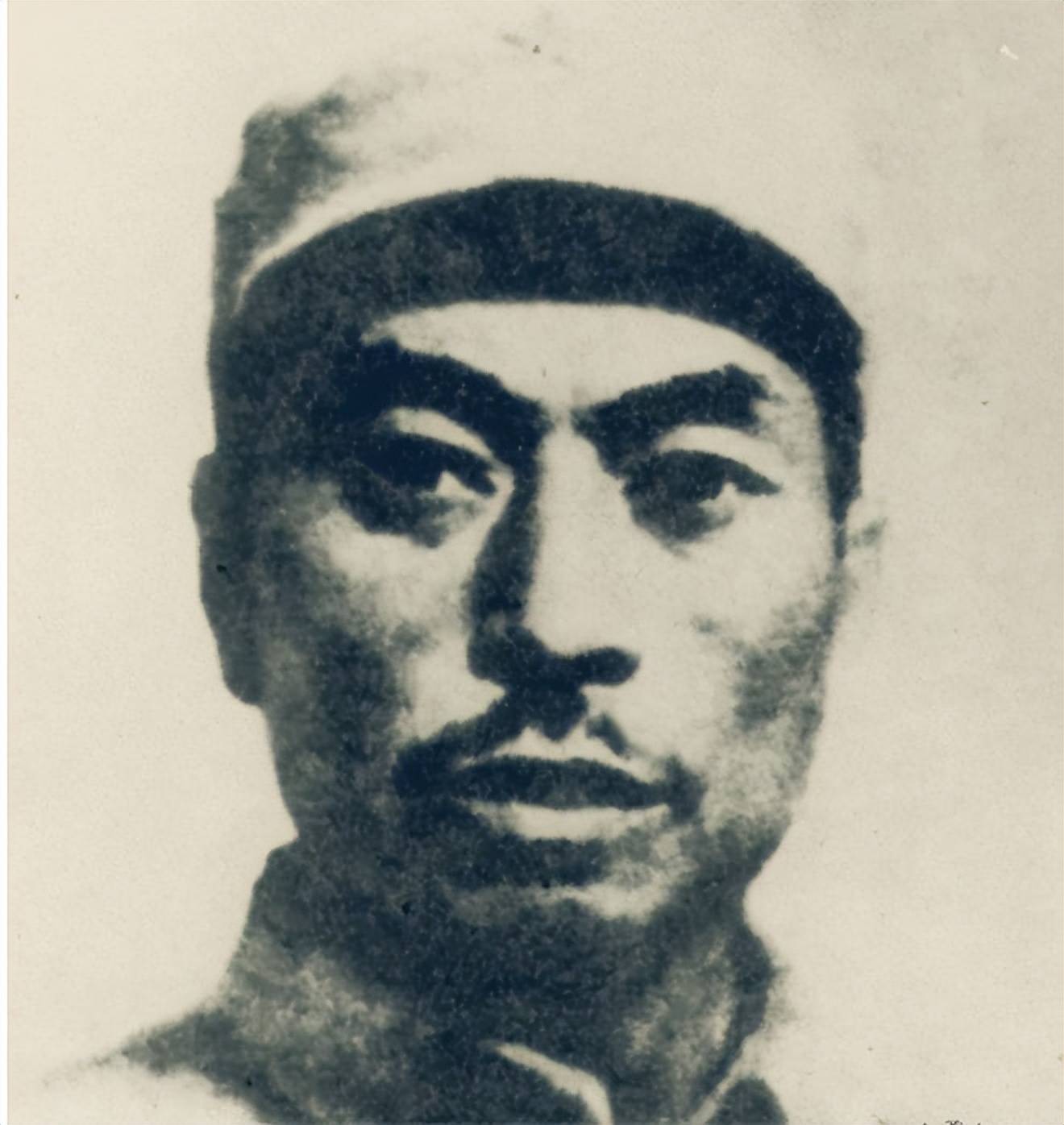 1957年杨靖宇入殓的现场,身首是用石膏拼接的,遗容令人潸然泪下