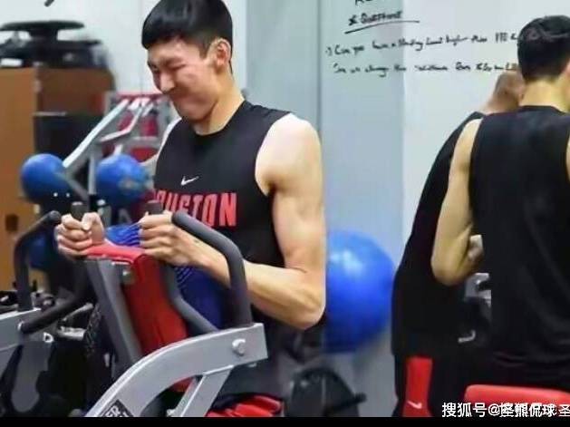 媒体：杨翰森不会是下一个姚明，身体天赋也不如易建联，但上限比周琦高