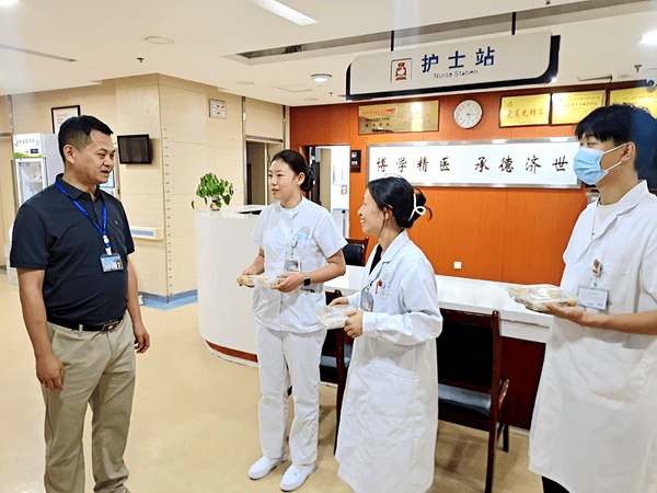 重庆市涪陵区中医院联合爱心企业开展中秋慰问活动 (图1)