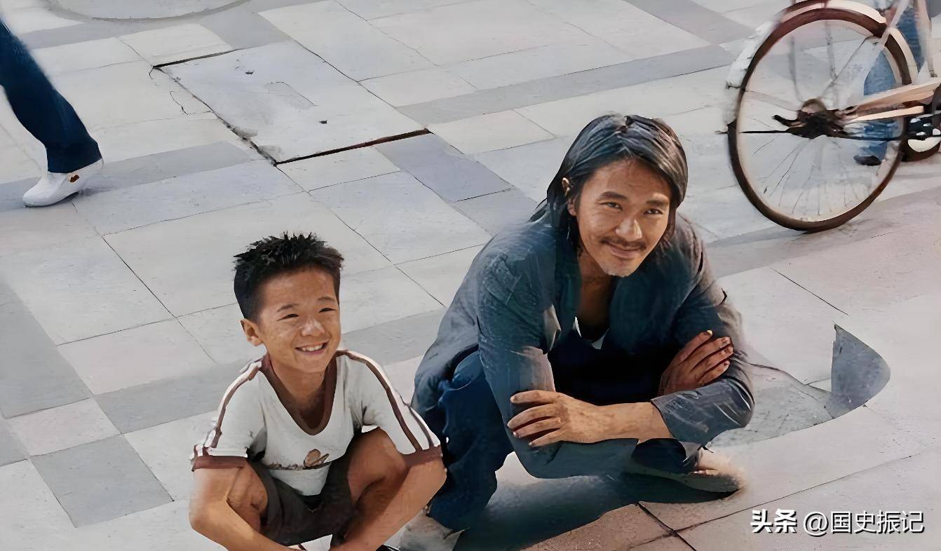 徐娇的演艺生涯始于九岁那年,她凭借在周星驰电影长江七号中的出色