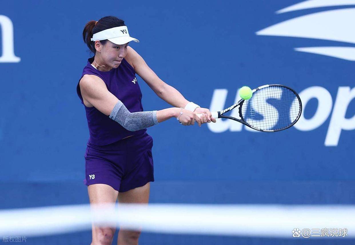 武汉网球公开赛中国军团首轮失利_王欣瑜朱琳爆冷出局_全运-王欣瑜0-2朱琳无缘决赛 摊手略显无奈