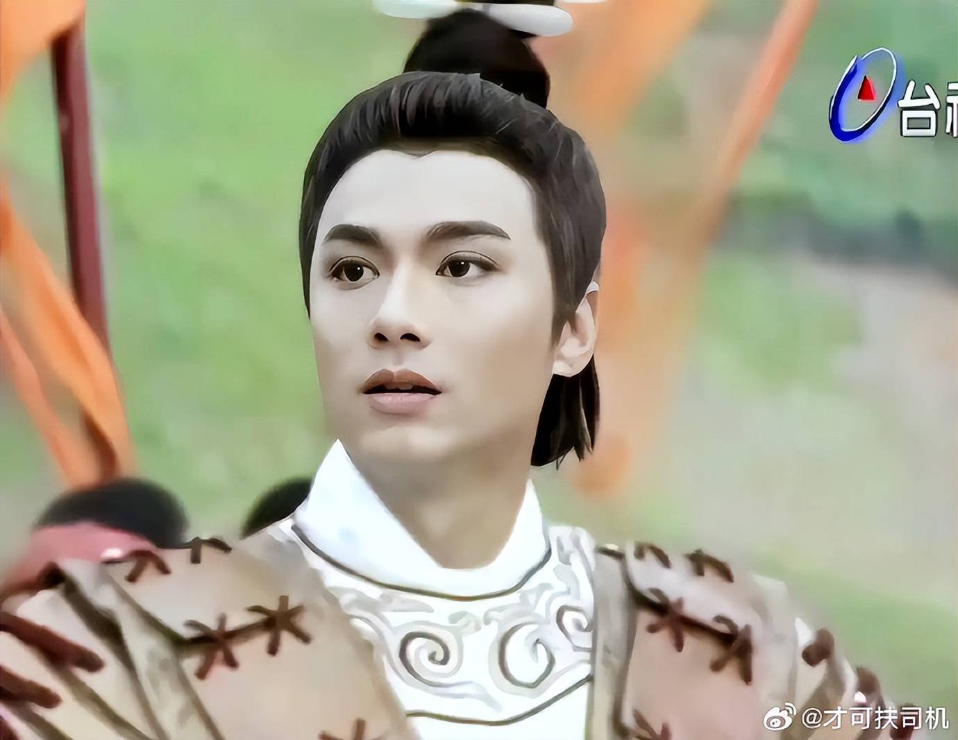 "最帅李世民"林俊贤回应景区打工,很开心,能和大家一起蹦迪