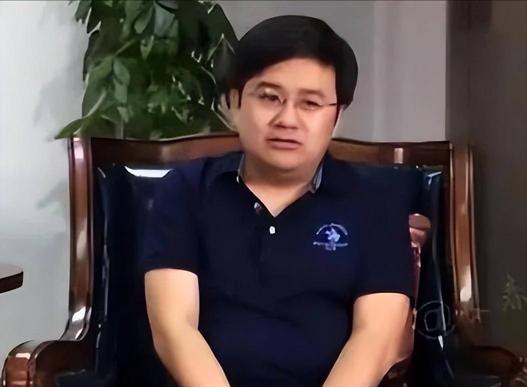 8岁红遍娱乐圈,全国人民都看过他屁股,现在当老板坐拥上亿身家
