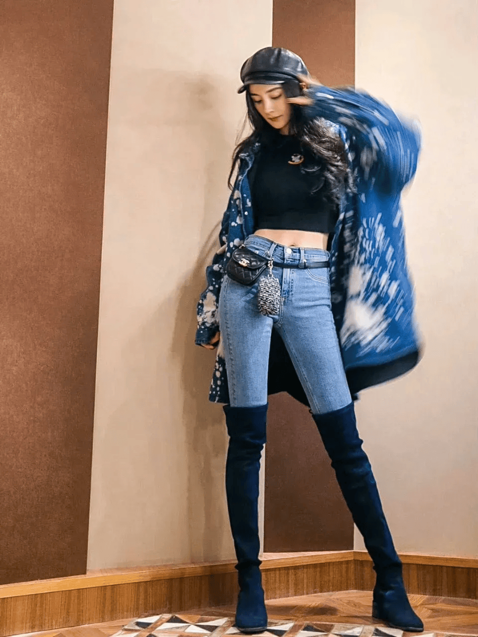 杨幂这样的牛仔裤穿搭,你没见过吧?