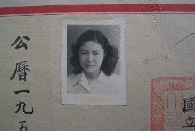 丈夫背叛,家暴,贪污被枪毙,苏青传奇一生背后的爱恨与荒唐!
